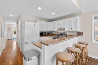 The Gathering Place - For 6 with Fire Pit - Mashpee - 8
