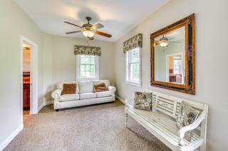 Golf Course On-Site Spacious Hollidaysburg Home! - Hollidaysburg - 6