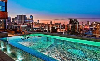 Downtown Dallas Apartment with Pool Gym and King Size Bed - 8