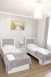 Yenokyans' Riverside Hotel - Areni - 4