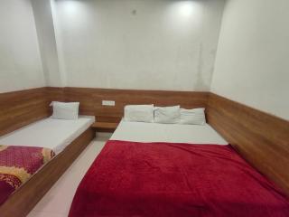 Hotel Shree Ujjain - 6
