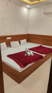 Hotel Shree Ujjain - Ujjain - 9