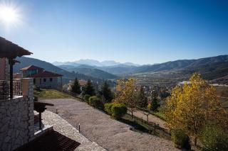 Ermis Suites by GM Luxury Suites Kalavryta - Kalavrita - 8