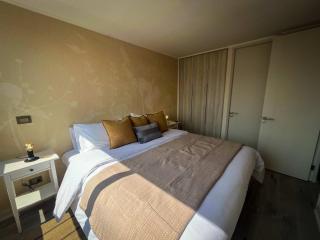 HOM I Depto 2D2B con Parking Metro PlazaEgana - Santiago - 3