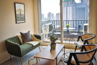 HOM I Depto 2D2B en Nunoa Mall Plaza Egana 4PAX - 5