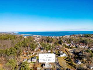 10-Min Walk to Beach - Huge Deck - Near Downtown - Ogunquit - 3