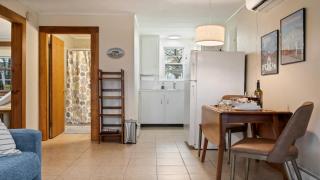 Beachside Oceanside Walk onto the beach - 8