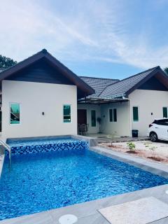 Bungalow D'CENANG II - Private Pool - Pantai Cenang - 3
