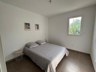 Appartement T3 situé au calme dans la pinède - La Celle-sous-Gouzon - 2
