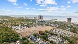 Spacious Beach Home, Walk to Shore Drive! - Myrtle Beach - 5