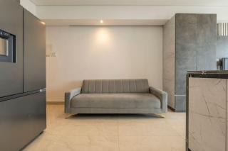 CB615 | Elegancia y confort frente al mar - 1