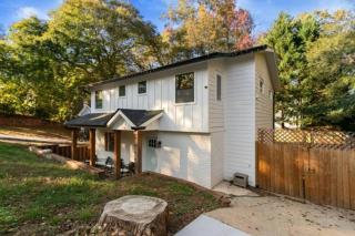 Relaxing 3BR Getaway and Minutes to ATL - 2