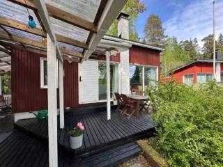Bungalow, jossa on sauna ja puutarha - Espoo - 0