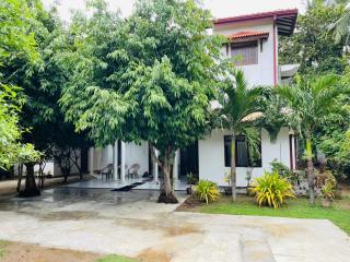 Holiday Home Girithale - Giritale - 0