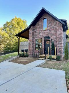 Ridgehouse - Siloam Springs - 1