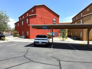 Bright and Spacious 2 Story Condo - Mesquite - 6