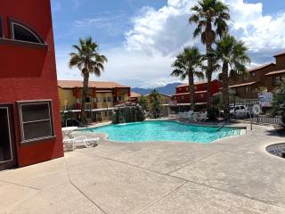 Bright and Spacious 2 Story Condo - Mesquite - 5