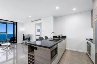 Beachfront 2b Apartment Meriton - 2