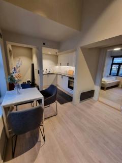 Central and Spacious Apartment for 8 - Trondheim - 9