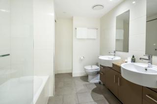 Kewarra Beach Coastal Retreat 2BR Apt with Pool and BBQ - Kewarra Beach - 2