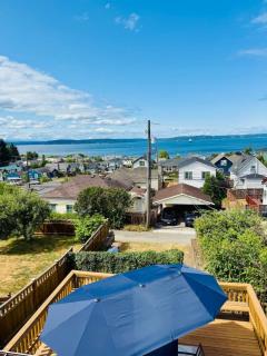 Bos Cozy Victorian Top Floor Duplex Unit with Puget Sound views - Tacoma - 9