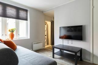 Central and Spacious Apartment for 6 - Trondheim - 8