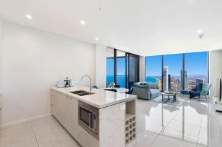 Sky High Amazing Views 2b Luxe Apartment - 2