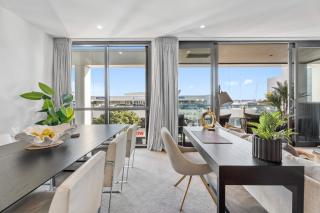 Beau Quarter 2 Bedroom with Balcony and Carpark - 3