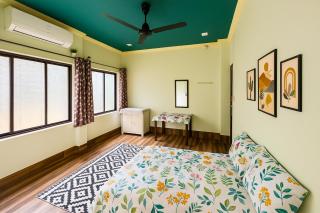 ac room with kitchen and Terrace - Calcutta - 7