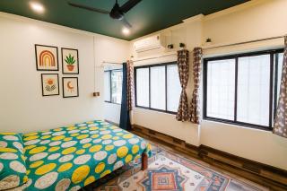 ac room with kitchen and Terrace - Calcutta - 8