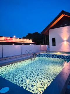 Bungalow D'CENANG II - Private Pool - Pantai Cenang - 9