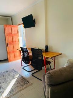 NJ SKY GUESTHOUSE & BOUTIQUE windhoek - Windhoek - 4