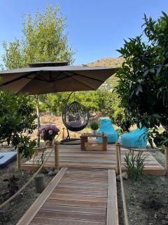 Deon`s Garden - - 0