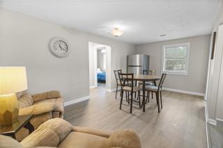 2 bedroom Pool Above Garage apartment - Jacksonville - 7