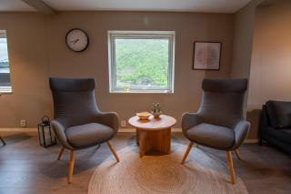Storm Hotel Senja - - 8