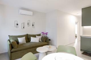 ALMARLIVING Stylish 2BR Apartment in Ilioupolis - Atene - 2