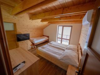 Chaty pod Kamenným morom - Skalka - Vyhne - 2