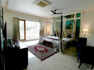 The Luxury Maharaja The Royal Resort - 3