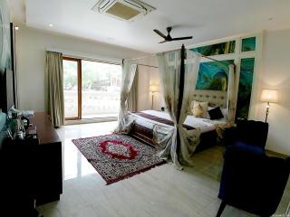 The Luxury Maharaja The Royal Resort - 2