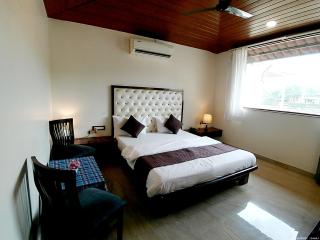 The Luxury Maharaja The Royal Resort - Thane - 1