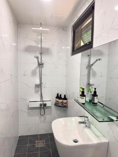 3 bathrooms, outdoor swimming pool - Seul - 8
