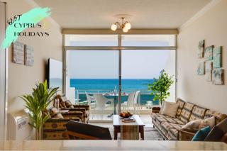 Makenzy Sandy Beachfront Paradise - Larnaca - 0