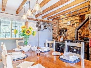 3 Bed in Cotswold 95715 - Ludgershall - 1