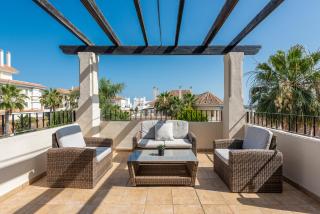 Penthouse Aloha Hills Club 5 Star Resort Pools Spa Gym - Marbella - 4
