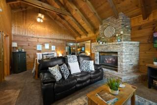 Location Cute Studio Log Cabin Fireplace Hot Tub - Pigeon Forge - 5
