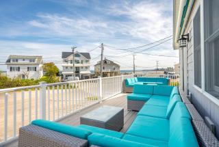 2-Min Walk to Beach Large Deck with Outdoor Sofas - Wells - 5