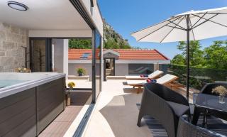 NEW! Villa Falcon House, 3-bedroom villa with heated 36 sqm pool, Jacuzzi, Finnish sauna - Gornje Sitno - 3