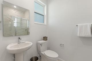 Harmony Haven Boutique Townhome At Azzure Resort Near Disney By Shine Villas - 3