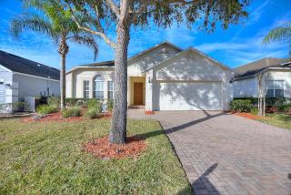 Drayton Place At Highgate Park By Shine Villas - 3