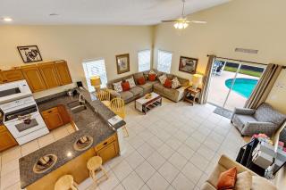 2 Suites, 1 King, 5 Beds Pool Games Room #810 - 9